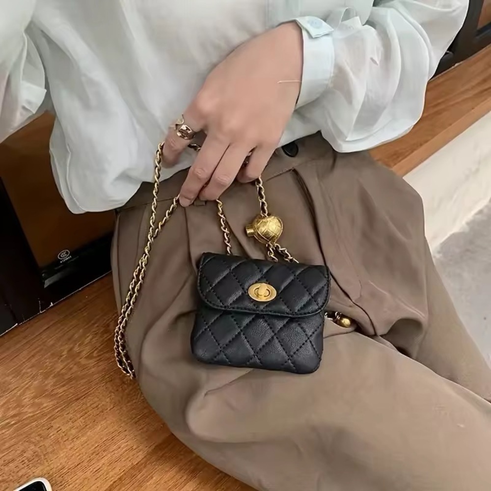 Leather Black and gold statement Chain mini bag belt luxury adjustable size - Picture 6 of 10